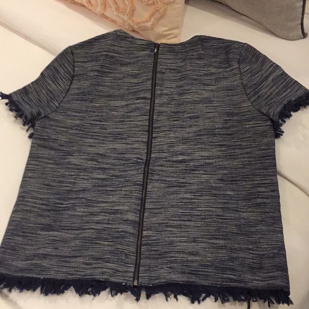 New Lord and Taylor Structured Top ❤️ - Picture 3 of 4